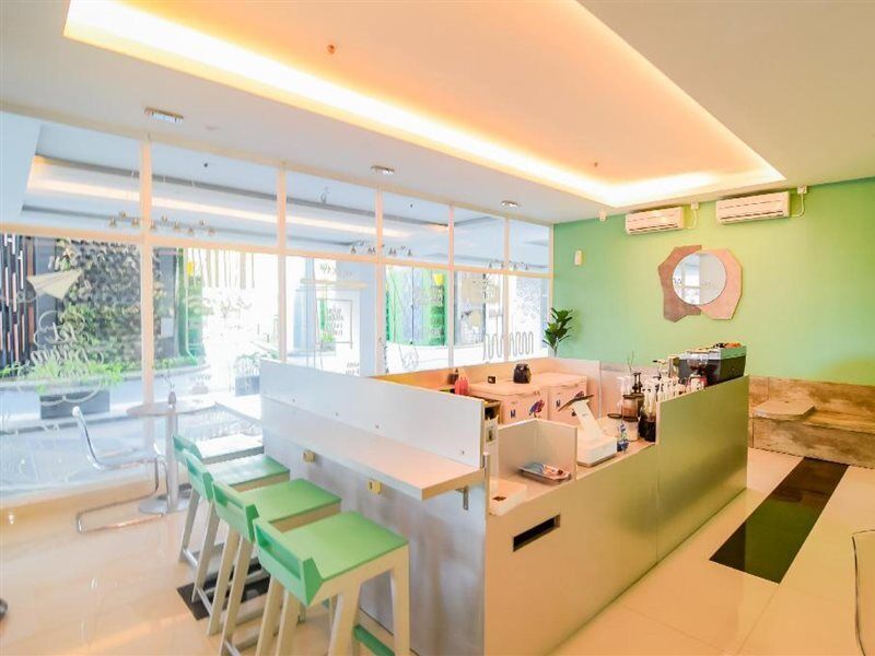 Collection O 15 Taman Melati Merr Surabaja Exteriér fotografie